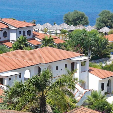 Villaggio Torre Ruffa Robinson Capo Vaticano Eksteriør billede