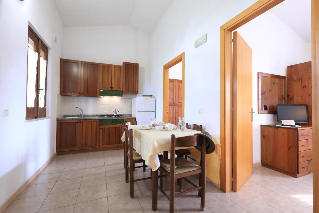 Villaggio Torre Ruffa Robinson Capo Vaticano Eksteriør billede