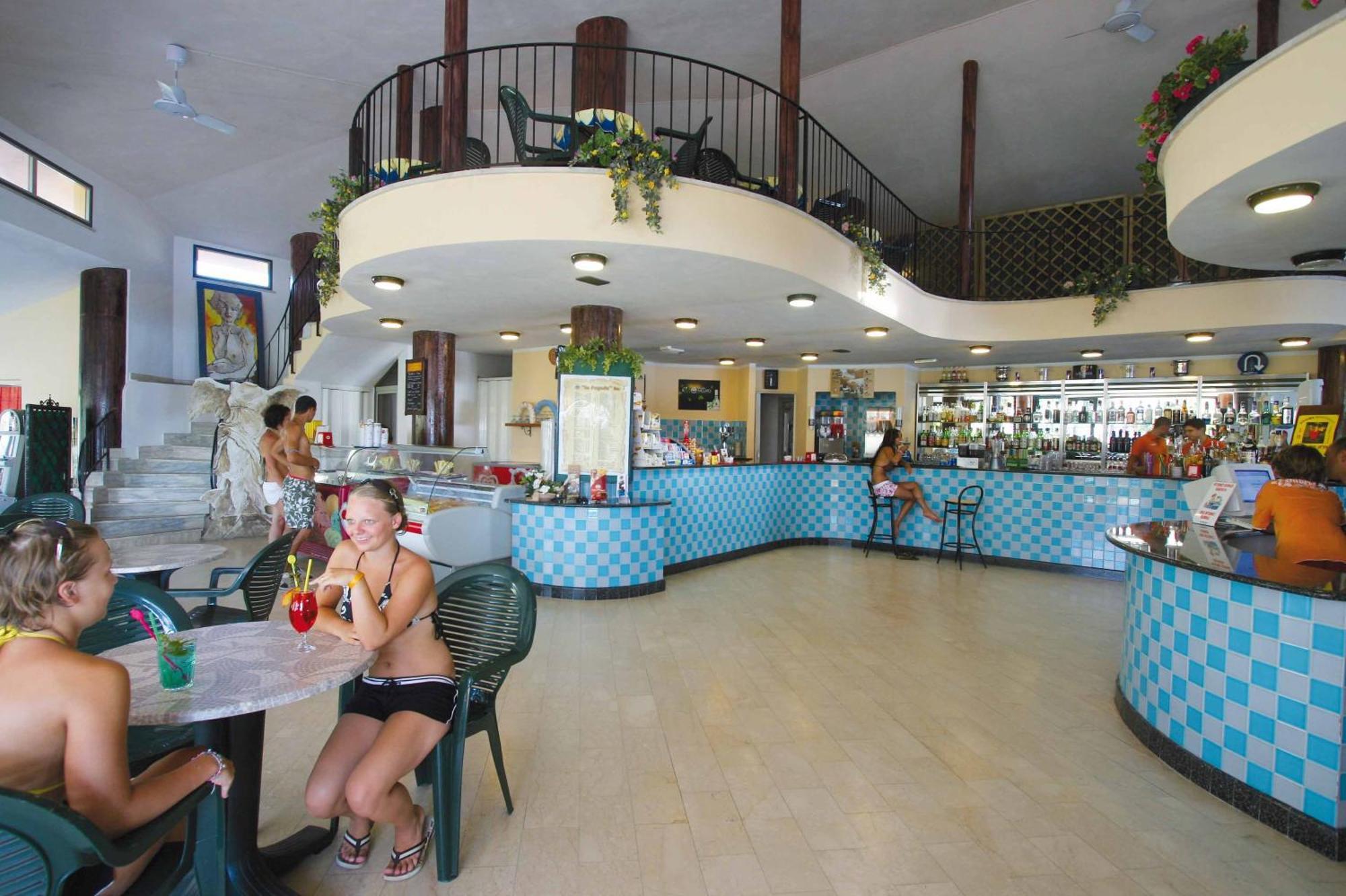 Villaggio Torre Ruffa Robinson Capo Vaticano Eksteriør billede